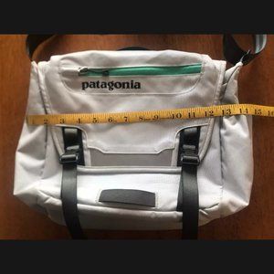 Patagonia MiniMass Messenger Bag
